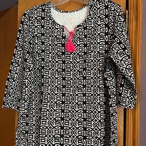 Kim Gavel Belle Black and White Top